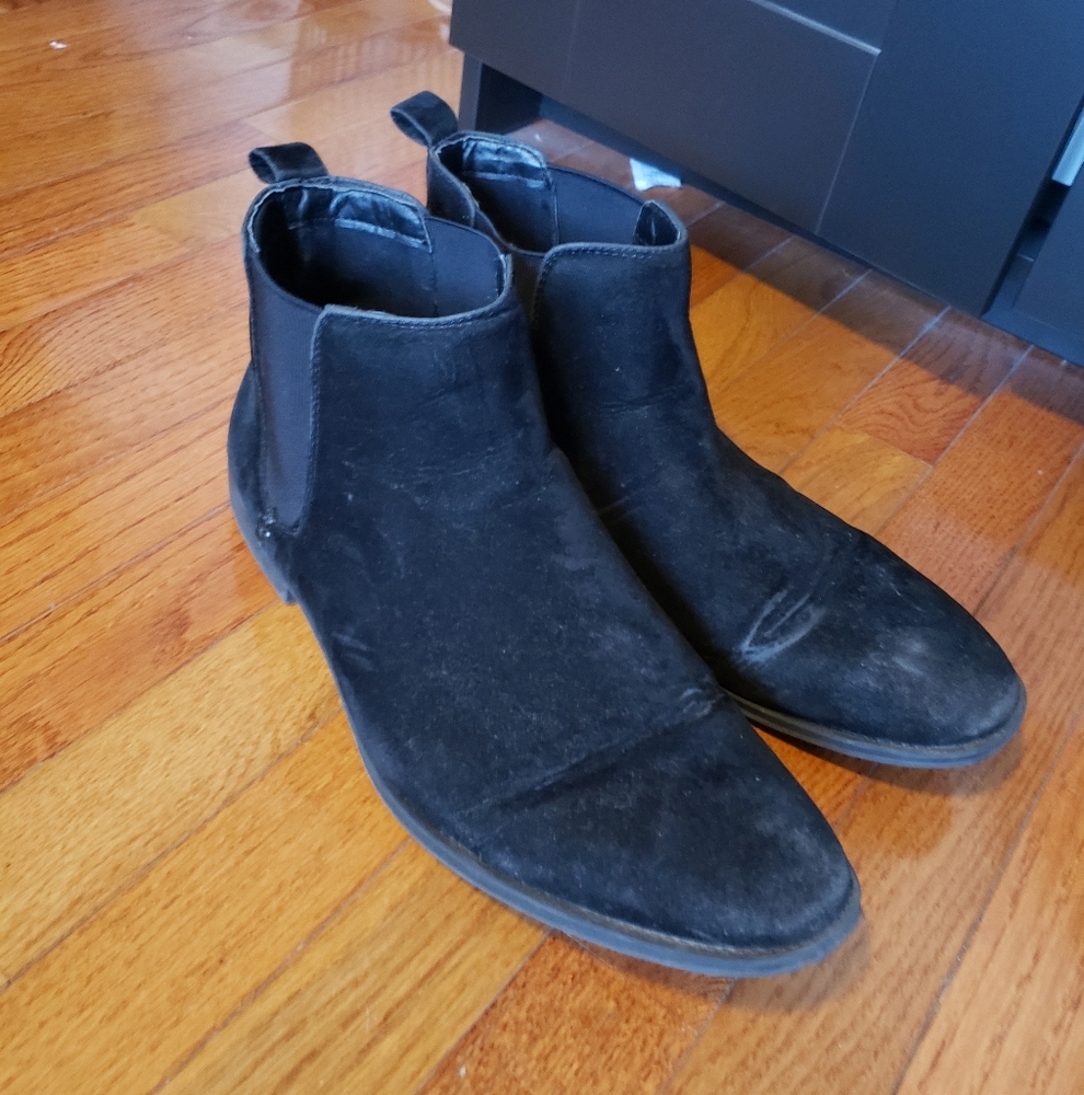 Mens Black Chelsea Boots suede size 13 Primark